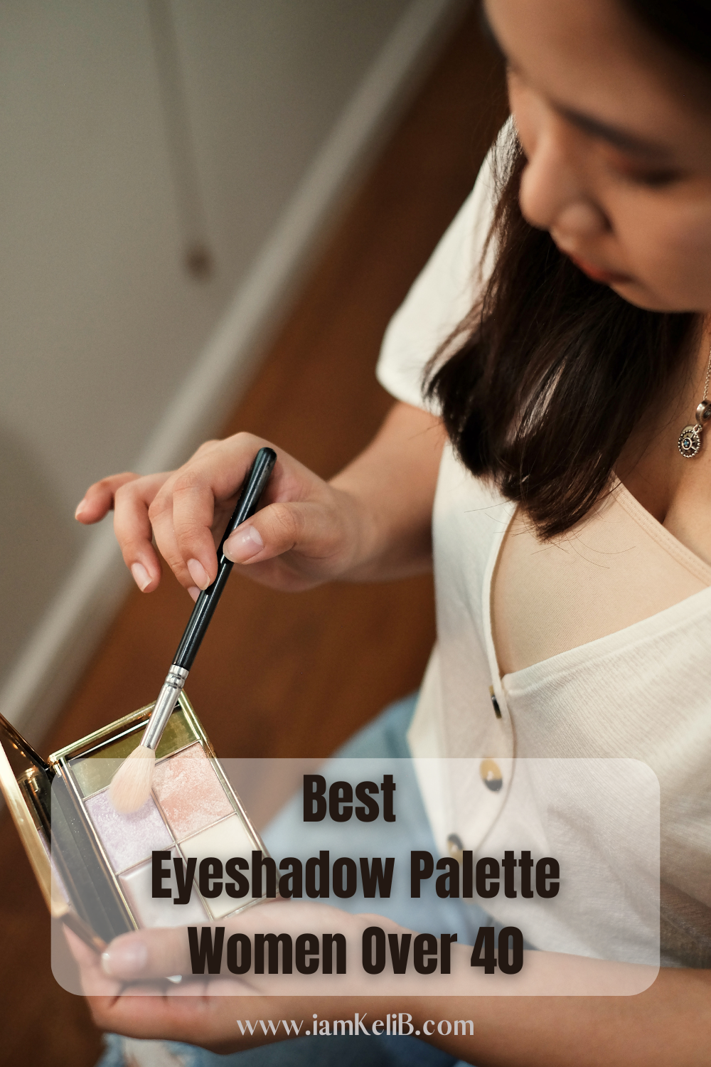 Best Eyeshadow Palettes for Women Over 40