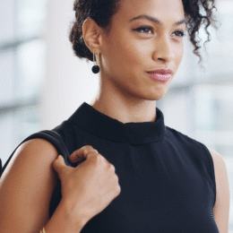 How to Age Gracefully and Look Radiant: Skincare Tips for Black Women Over 40